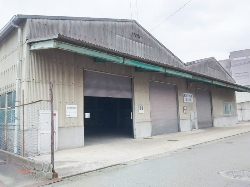 新宮町貸倉庫｜空とぶふどうさん｜福岡