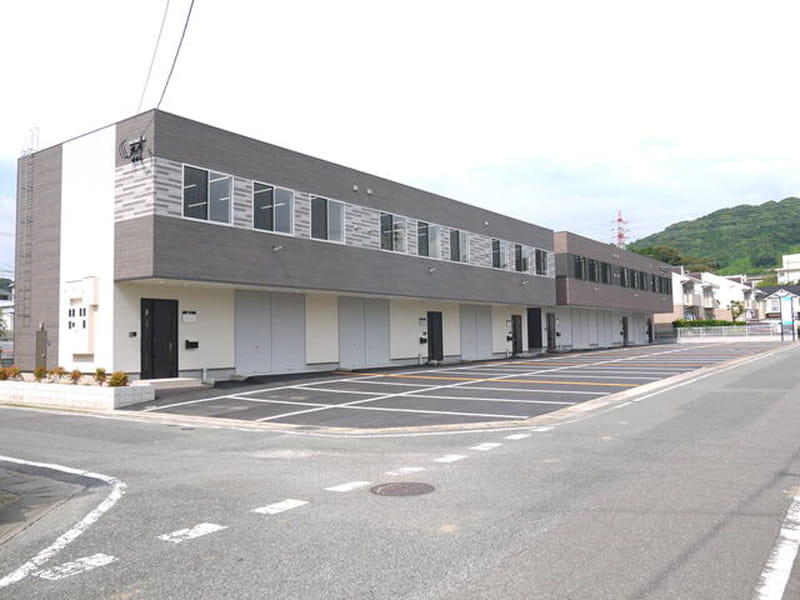 大野城市中1丁目｜倉庫｜空とぶふどうさん｜福岡